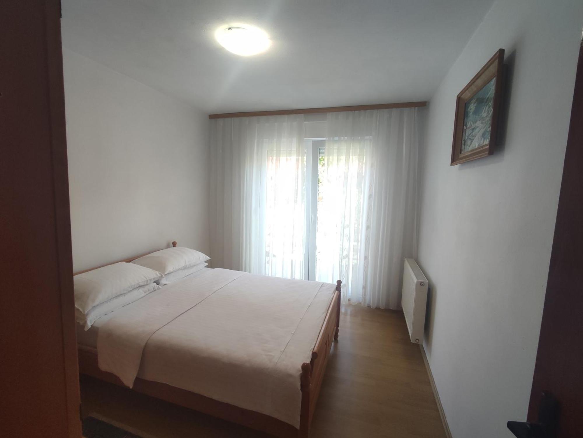 Apartman Bor 利夫诺 外观 照片