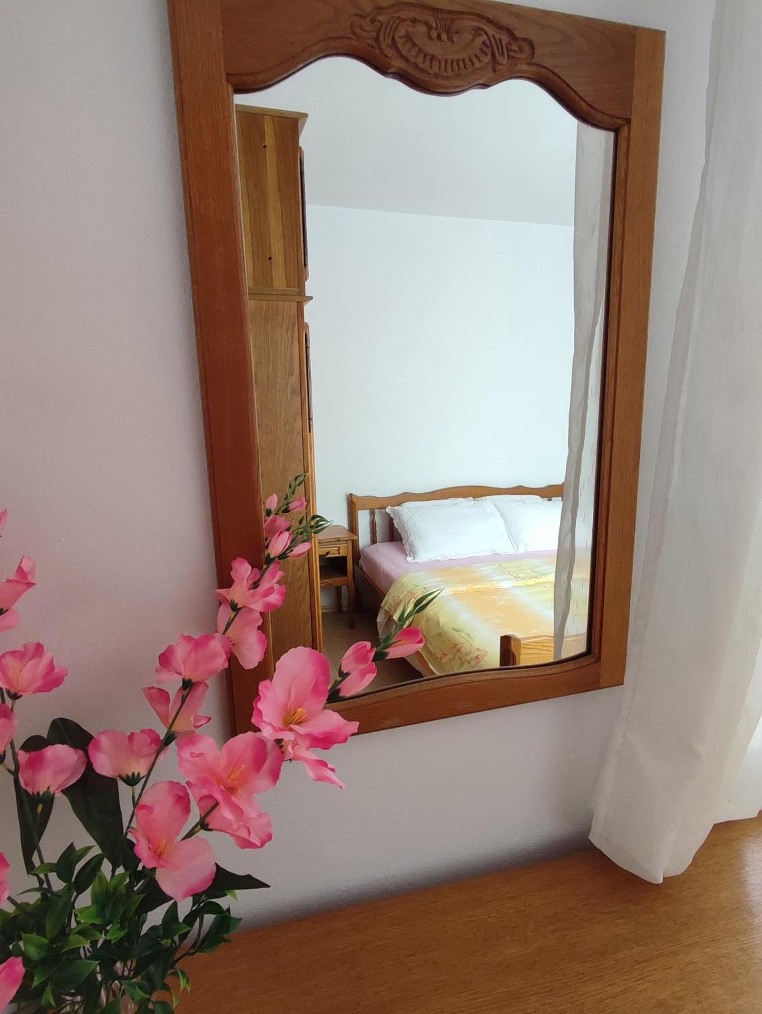 Apartman Bor 利夫诺 外观 照片